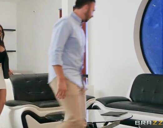 http://xsporn.tv/uploads/posts/2018-06/1528396722_1507724025_03-1-1.jpg